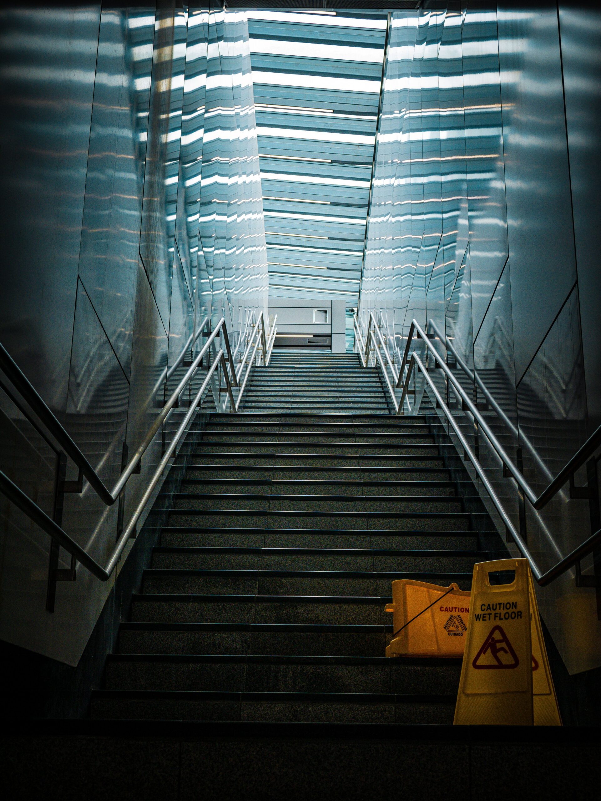 Commercial property walkway in Nassau County, New York
